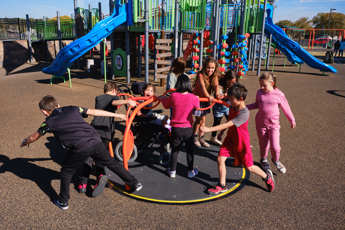 Unlimited Play Surface Spinner